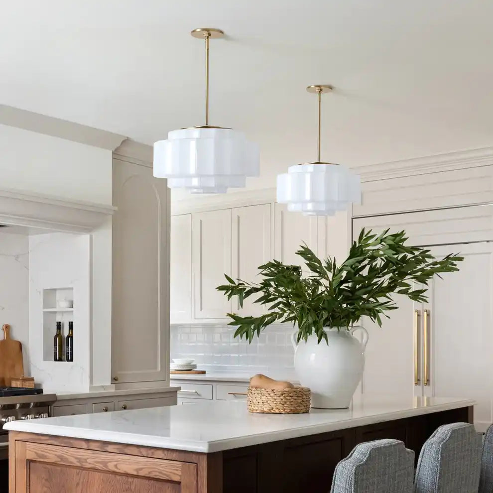 Suspension en verre opalin 16 po, finition laiton chaud, plafonnier réglable pour îlot de cuisine, entrée et chambre à coucher