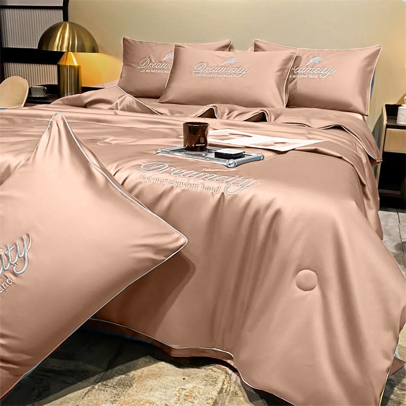 KühlTraum | Couette rafraîchissante en soie glacée pour les nuits chaudes avec tissu respirant | Confort léger pour un sommeil réparateur