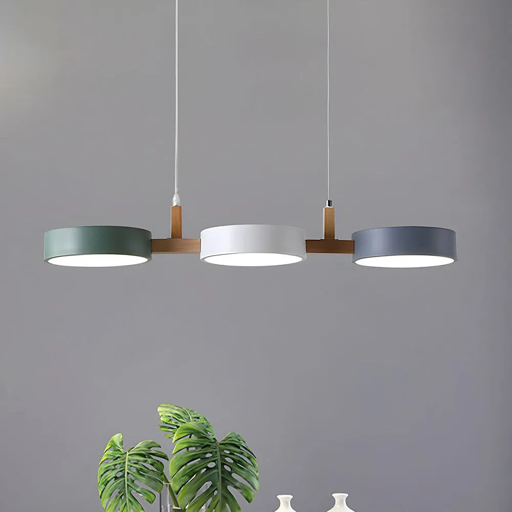 Plafonnier à trois abat-jours pour îlot de cuisine et salle à manger – Luminaire de 30 pouces en matériaux mixtes avec cordons réglables et design discret pour