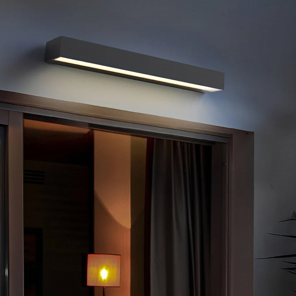 Outdoor LED Wall Sconce Die-Cast Aluminum Porch Light Black White 8-32 in Weatherproof Fixture for Balcony Entry Hallway Modern Exterior