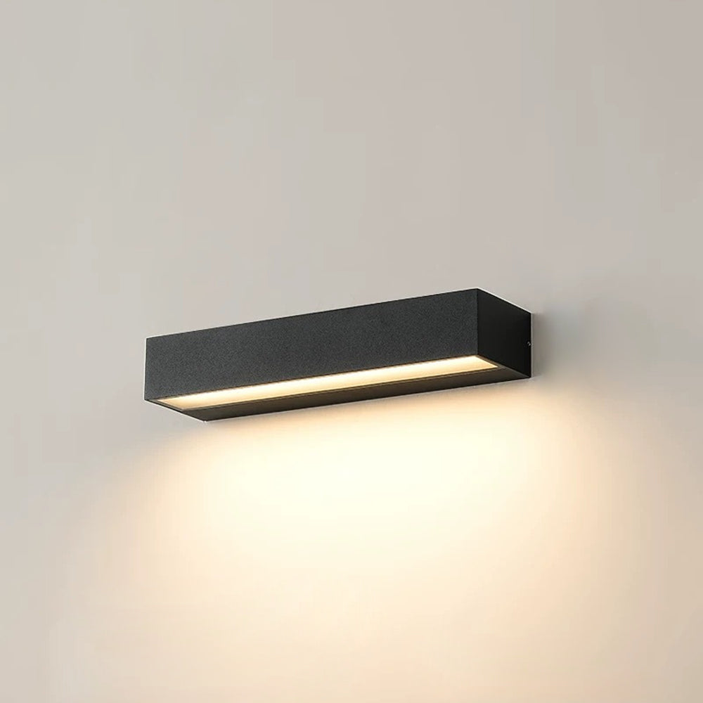 Outdoor LED Wall Sconce Die-Cast Aluminum Porch Light Black White 8-32 in Weatherproof Fixture for Balcony Entry Hallway Modern Exterior