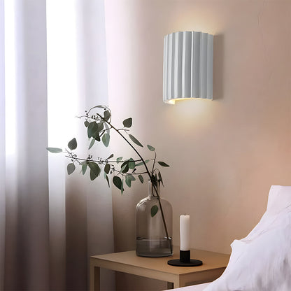 Sculptural Resin Sconce with Dual G9 Sockets for Bedroom Hallway Accent Lighting in Green Finish 6.5 Inches Compact Indoor Fixture