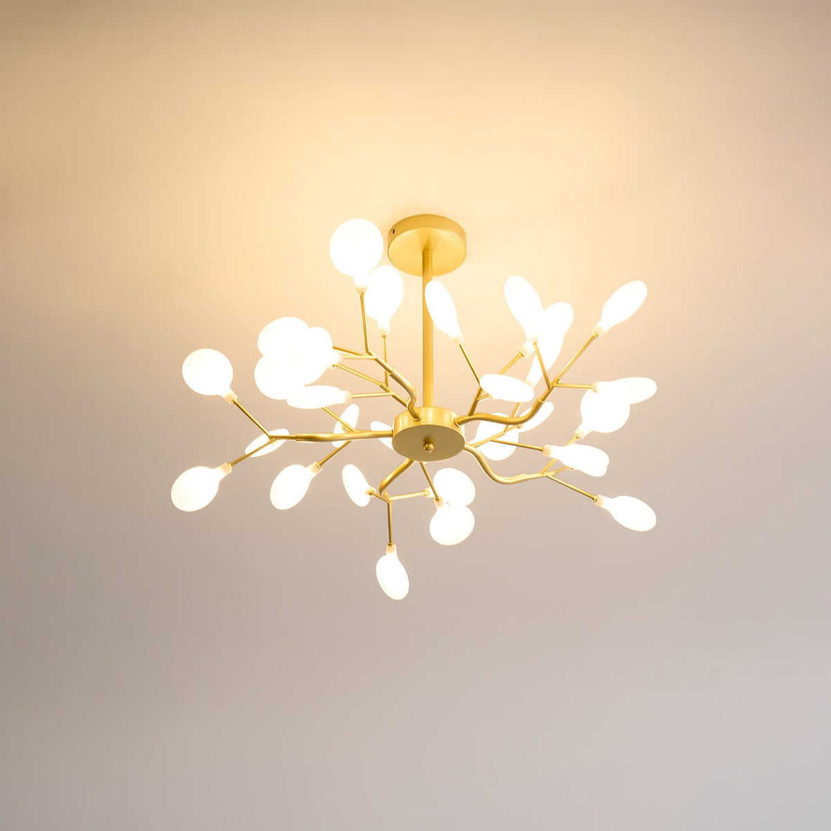 Lustre LED à branches, doré et acrylique, luminaire moderne à bras multiples pour salle à manger, salon, chambre, éclairage réglable