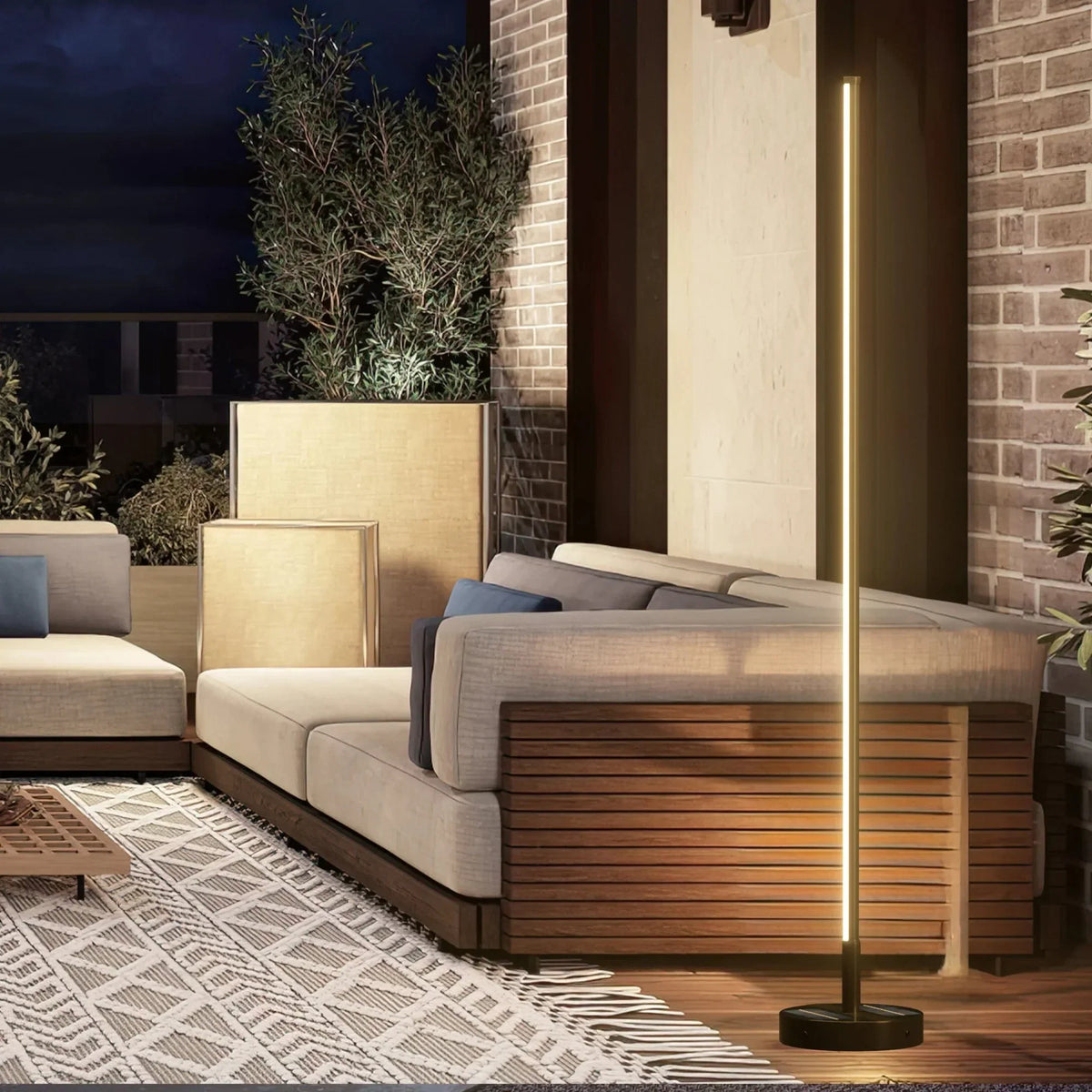 Solar-Powered Patio Floor Lamp with Wireless Charging for Outdoor Spaces