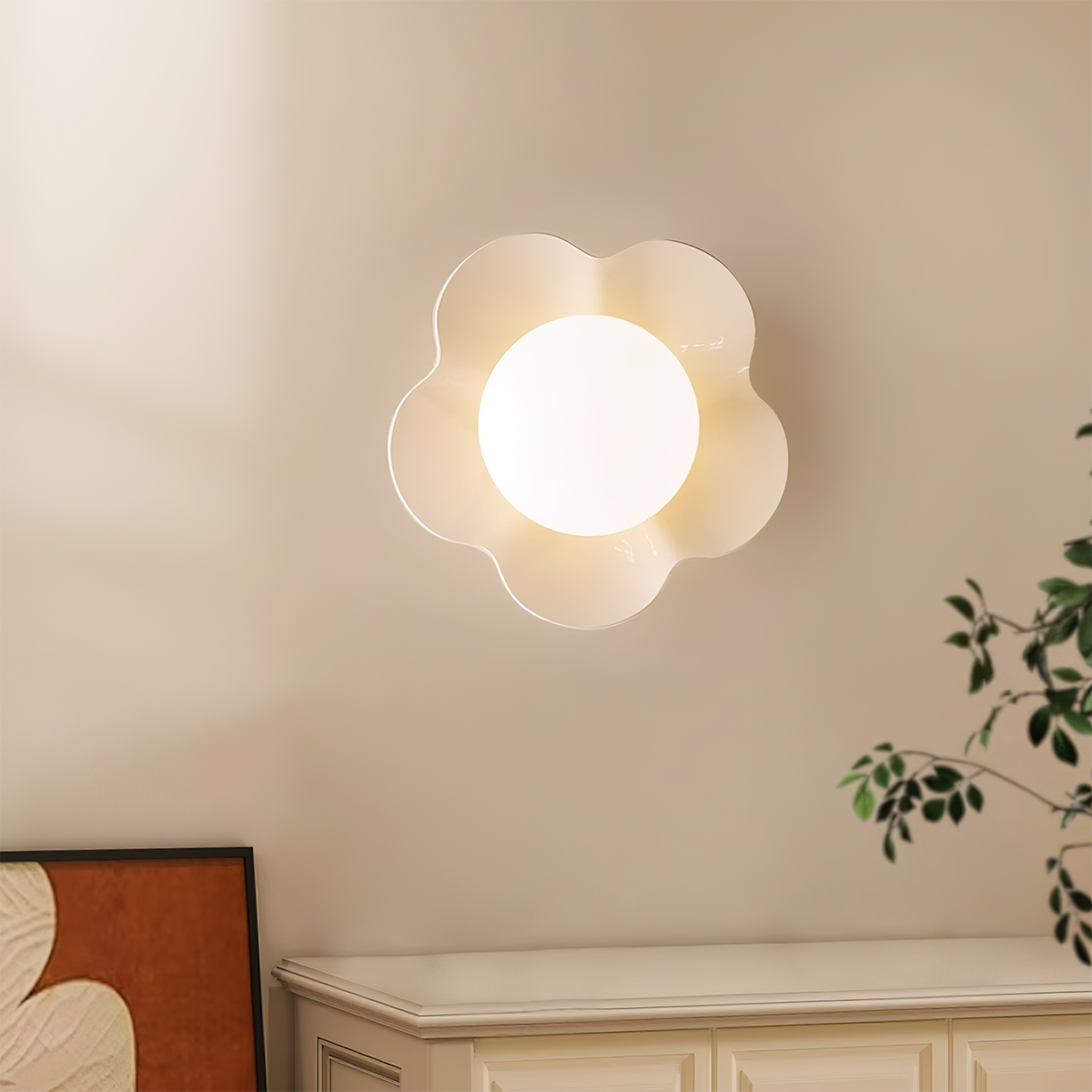Flower-Shaped Resin Wall Sconce with Frosted Glass Shade – LED G9 Socket, Playful Modern Decor for Bedroom, Nursery & Living Room