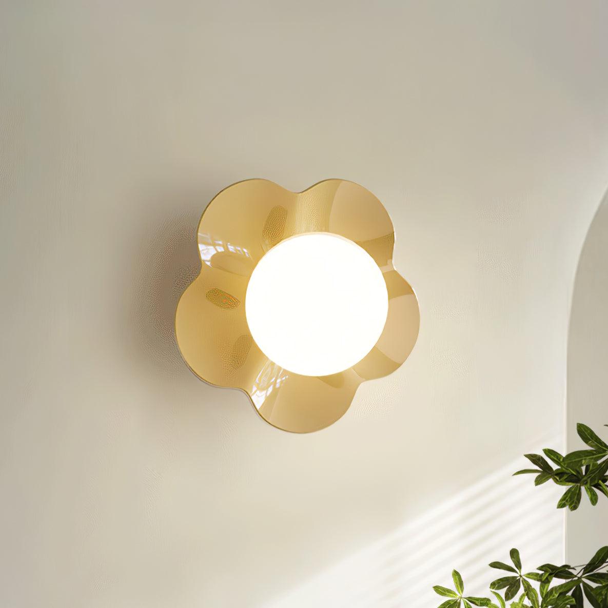Flower-Shaped Resin Wall Sconce with Frosted Glass Shade – LED G9 Socket, Playful Modern Decor for Bedroom, Nursery & Living Room