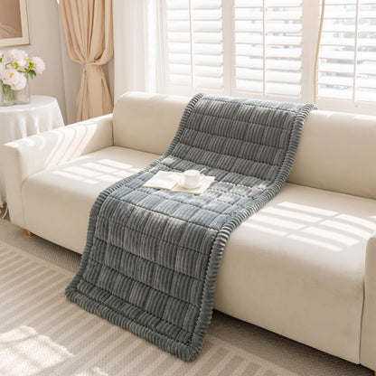 Plush Flannel Furniture Protector for Pets – Non-Slip Waterproof Sofa Throw for Dogs & Cats – Machine Washable Couch Shield