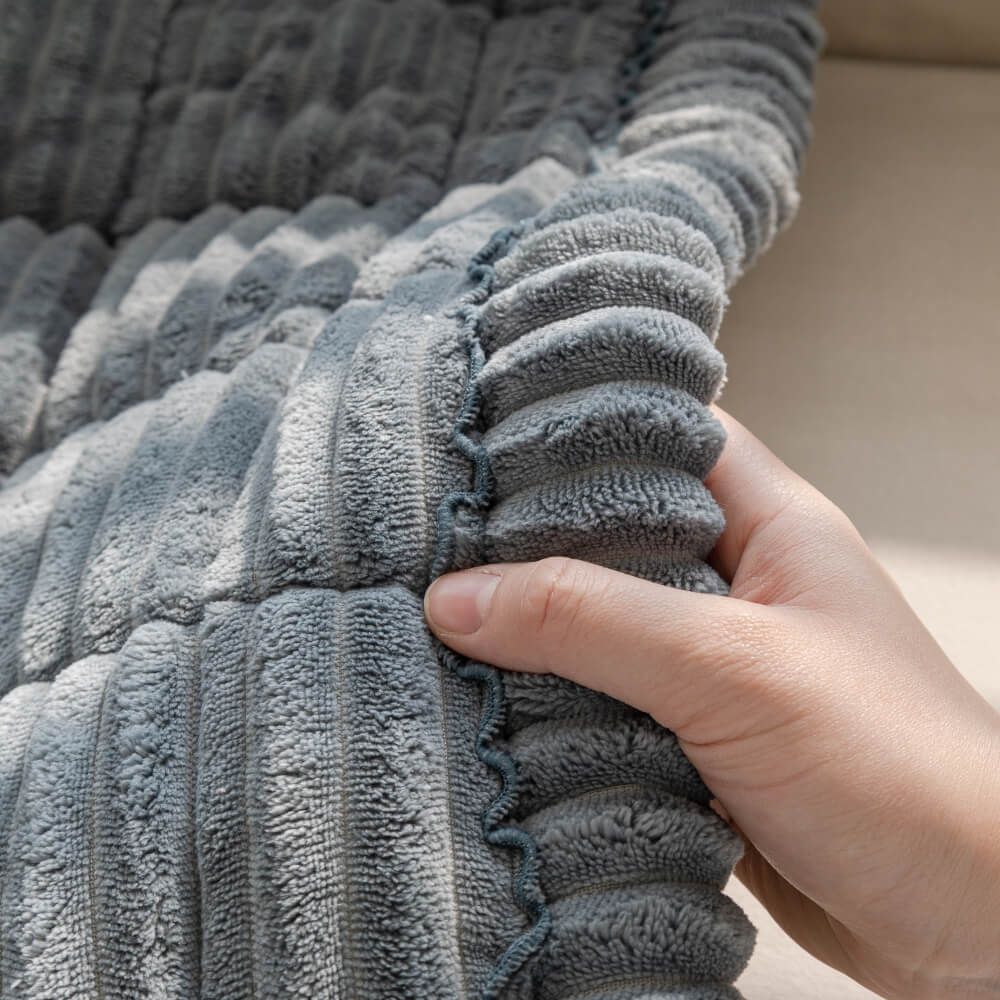 Plush Flannel Furniture Protector for Pets – Non-Slip Waterproof Sofa Throw for Dogs & Cats – Machine Washable Couch Shield