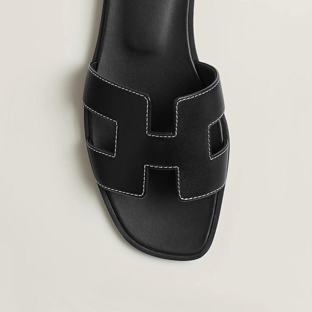 Women's Leather Flat Sandals White Adjustable Buckle Straps Cushioned Footbed Summer Open Toe Casual Walking for Dresses Jeans Skirts