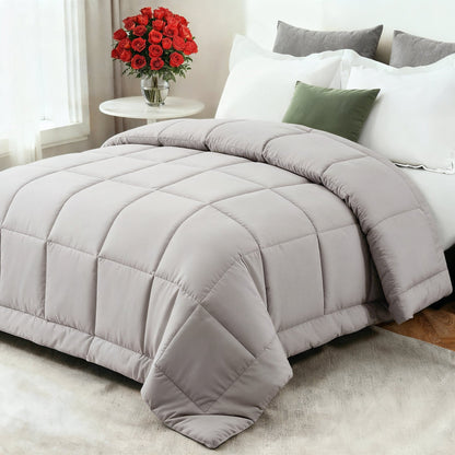 Confort douillet | Couette en duvet toutes saisons avec garnissage en fibres ultra-douces | Conception respirante pour un sommeil idéal toute l'année