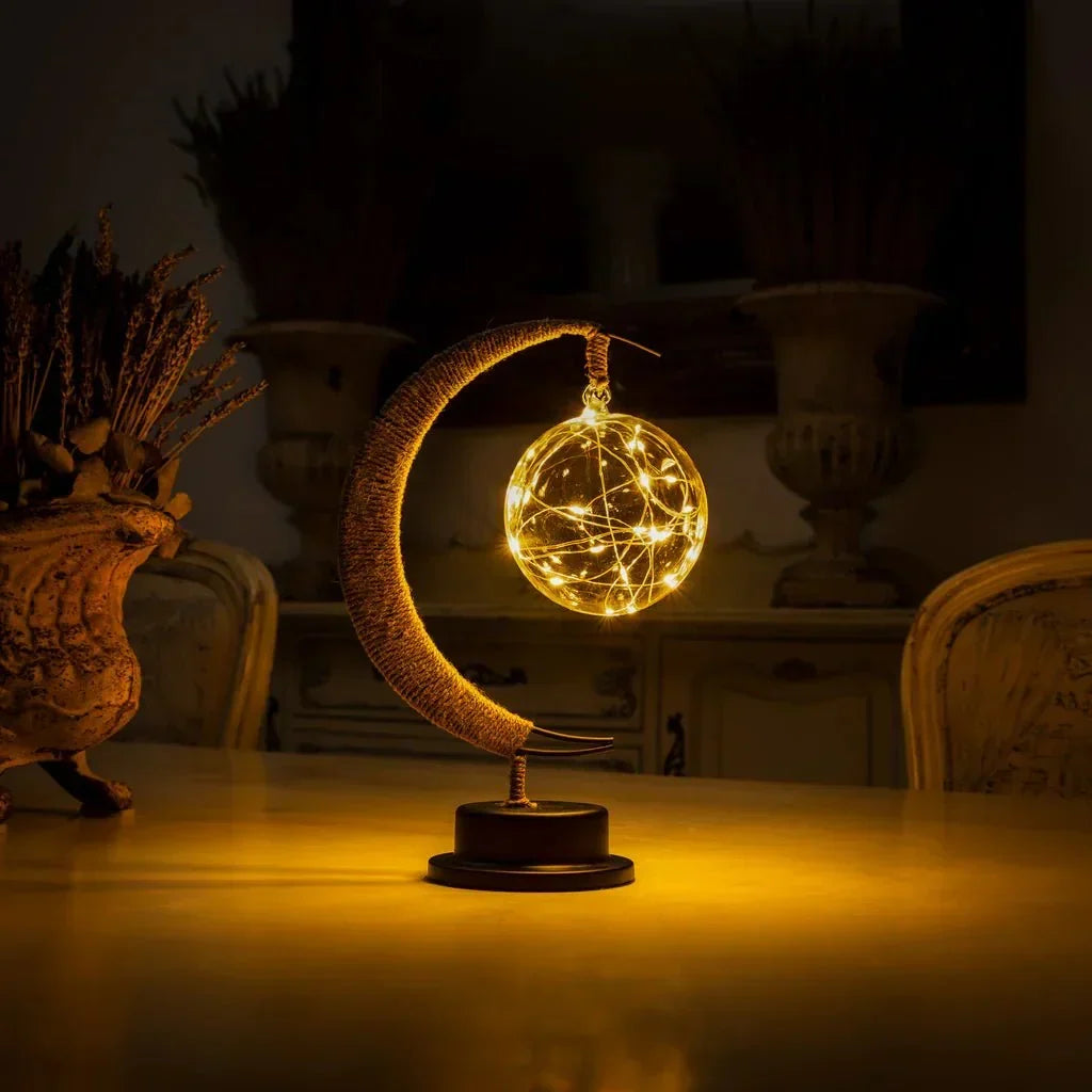 Lampe de table lune en verre avec lueur LED chaleureuse – Lampe d'appoint croissant à piles pour chambre, salon et table de chevet