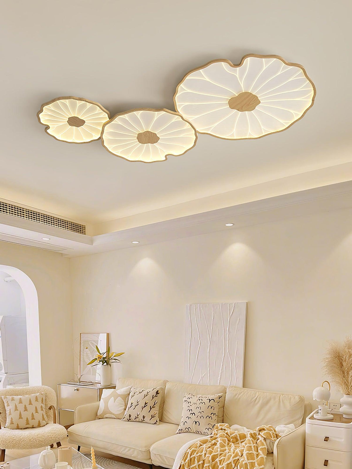 Wood-Look LED Ceiling Light Flush Mount with Botanical Curved Edge Design for Bedroom Living Room Kitchen