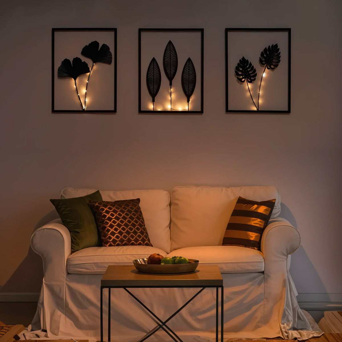 Battery-Powered LED Leaf Frame Light Set for Home Decor 3-Piece Black Metal Botanical Display for Shelves Tables Nightstand Ambiance