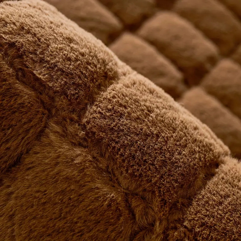 Luxe Diamond Sofa Cover - Soft Microfiber, Non-Slip Design