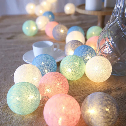 Cotton Ball String Lights LED Garland for Bedroom Living Room Nursery Party Decor USB or Battery Powered Ambient Lighting