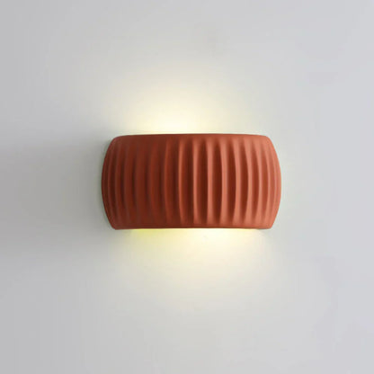 Applique murale pour chambres et couloirs – Luminaire décoratif en résine de 9,4 pouces, coloris crème doux – Douille filaire pour intérieurs modernes – Espace