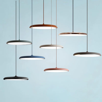 Suspension moderne en métal avec cordon réglable – Finition pastel douce pour cuisine et salon