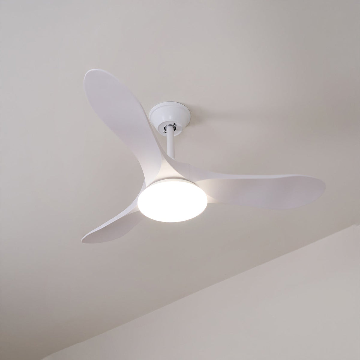 Ceiling Fan with Light 42in 52in Real Wood Blades 6 Speed LED Indoor Modern for Living Room Bedroom Dining Room Office Adjustable Temperatur
