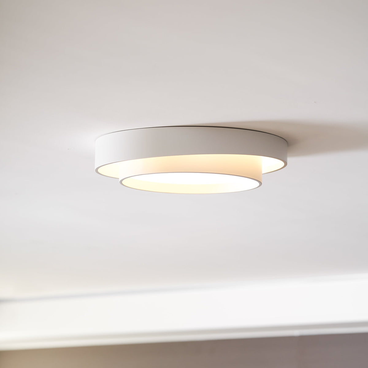 Round LED Flush Mount Light Fixture Metal White 16 20 24 Inch for Bedroom Living Room Office Modern Low Profile Overhead Lighting 3000K 4000
