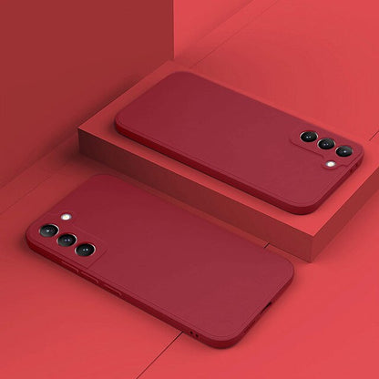 Silicone Phone Case with Microfiber Lining for Samsung Galaxy S22-S26 | Shock-Absorbing Protective Cover with Raised Edges