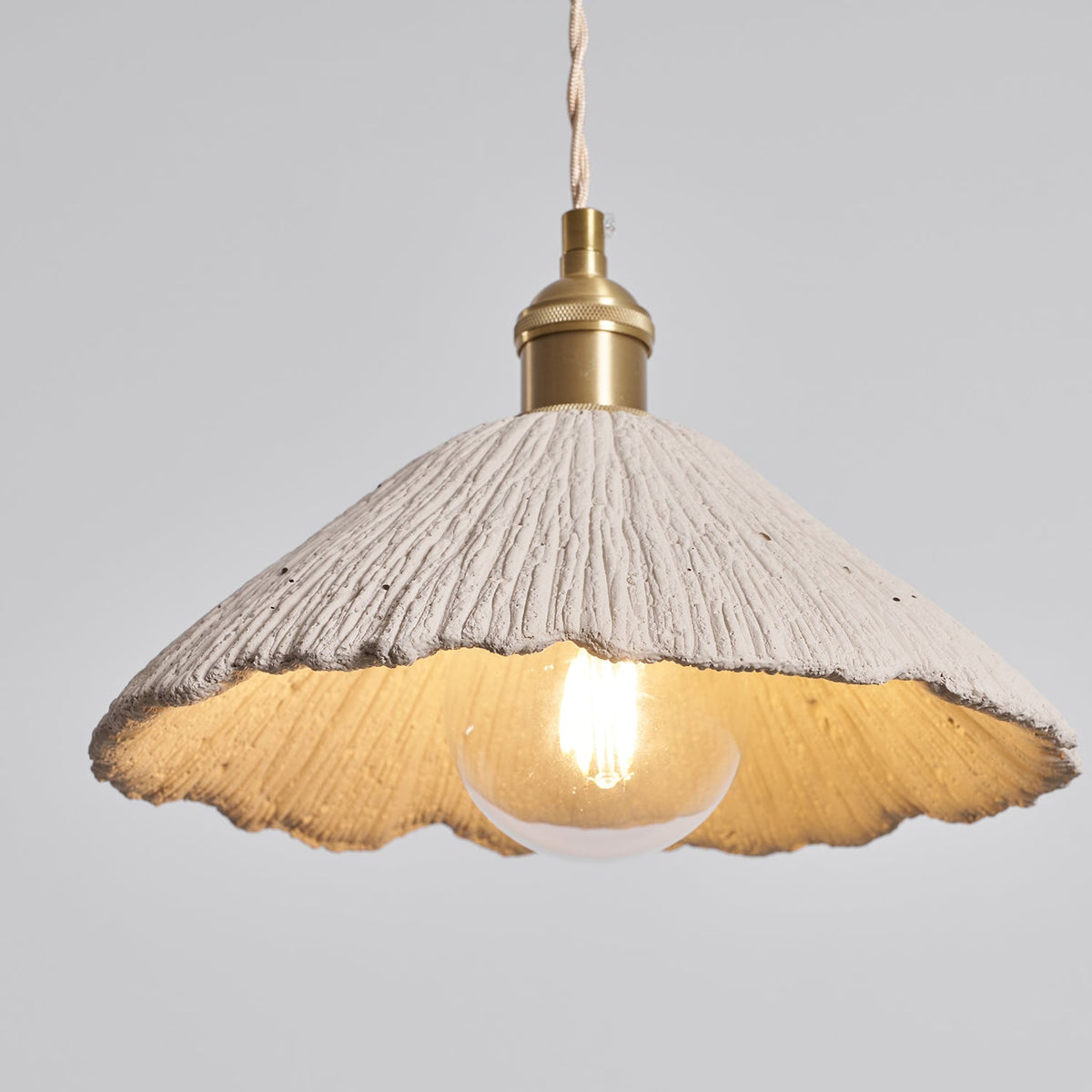 Industrial Concrete Hanging Light Fixture with Adjustable Cord for Kitchen Island Breakfast Bar Dining Area Counter Modern Gray Cement Suspe