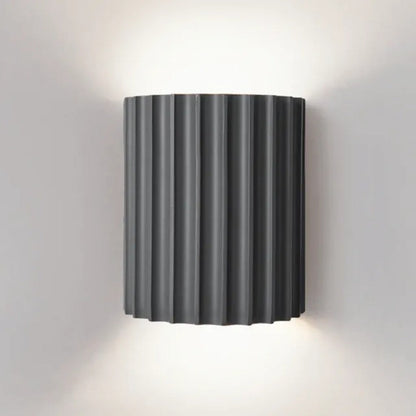 Sculptural Resin Sconce with Dual G9 Sockets for Bedroom Hallway Accent Lighting in Green Finish 6.5 Inches Compact Indoor Fixture