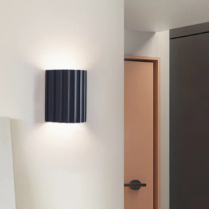 Sculptural Resin Sconce with Dual G9 Sockets for Bedroom Hallway Accent Lighting in Green Finish 6.5 Inches Compact Indoor Fixture