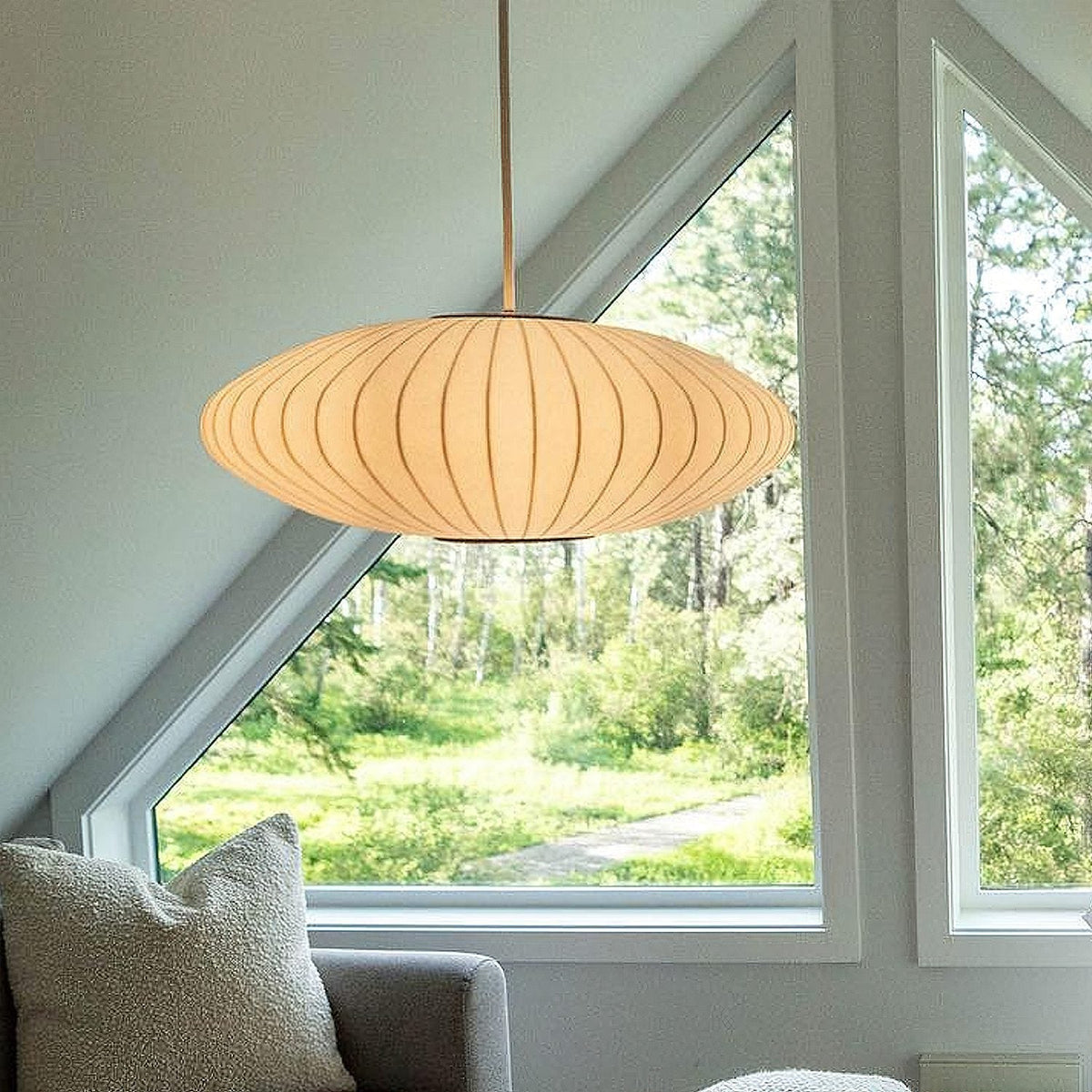 Suspension moderne blanche – Éclairage de cuisine élégant avec structure en fil d'acier et lumière douce et organique