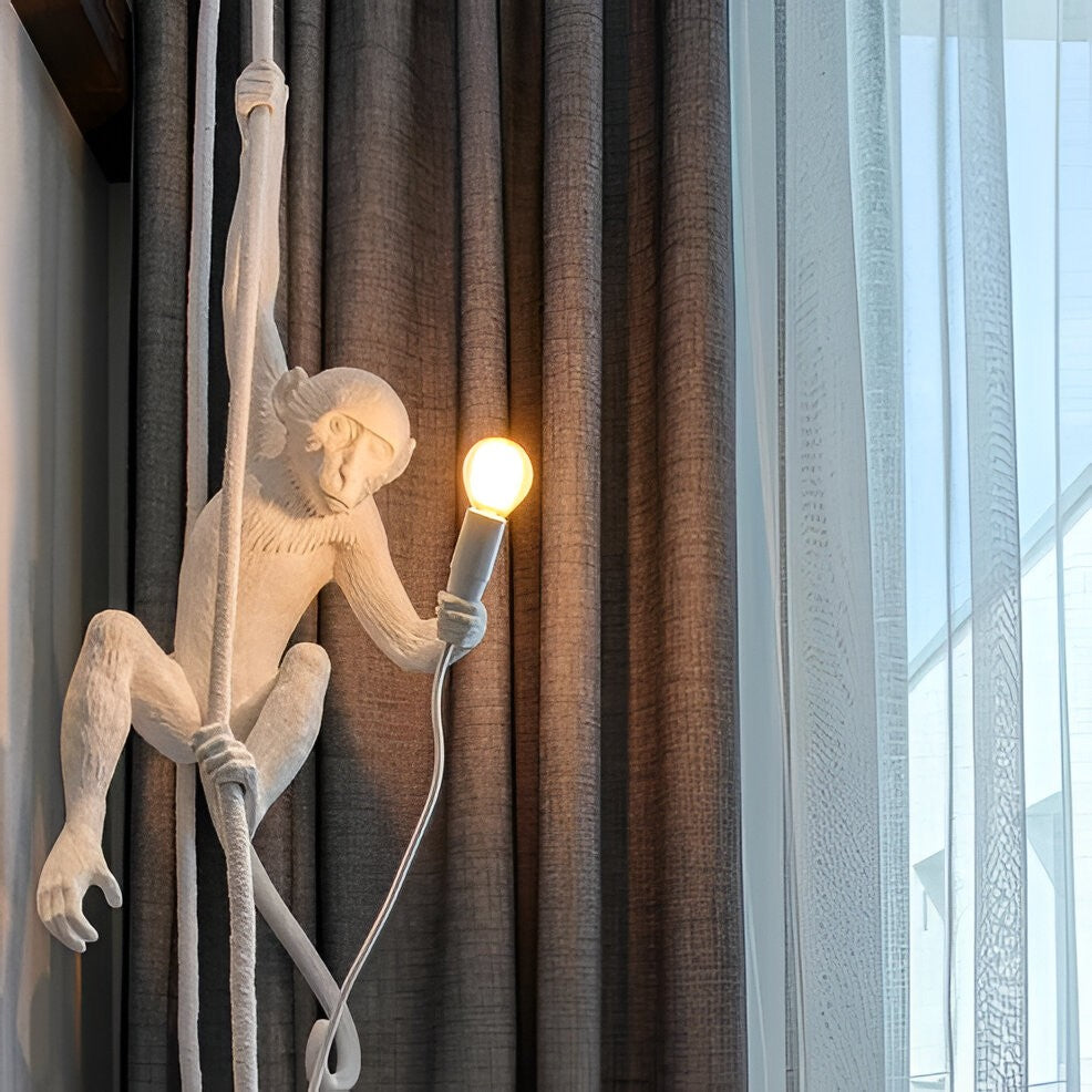 Lampe suspendue originale et amusante