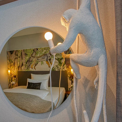 Lampe suspendue originale et amusante