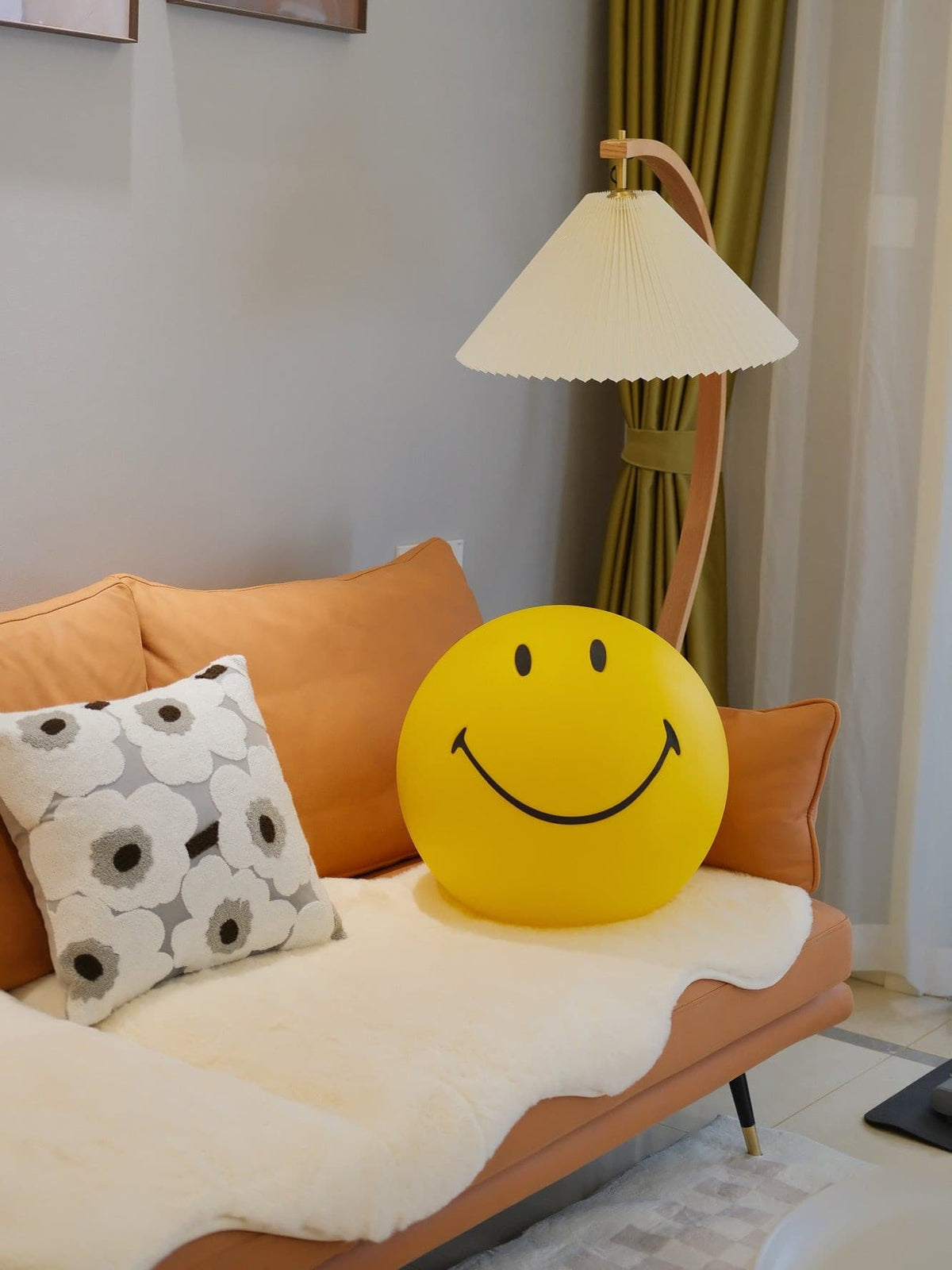 Cheerful Glow Night Light for Kids | 9 in Polypropylene LED Desk Lamp Yellow USB Rechargeable Bedside Reading Light Playroom Decor Nursery A