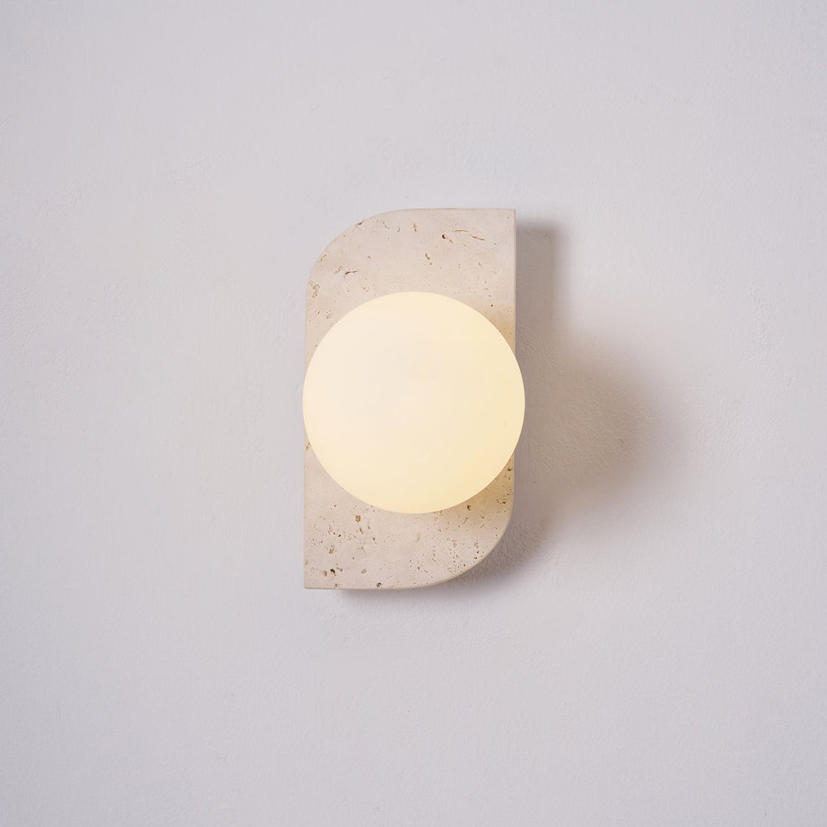 Natural Stone Sconce with G9 Socket – Textured Travertine Accent Fixture for Powder Rooms, Corridors & Bedrooms – 7W LED Compatible – Single