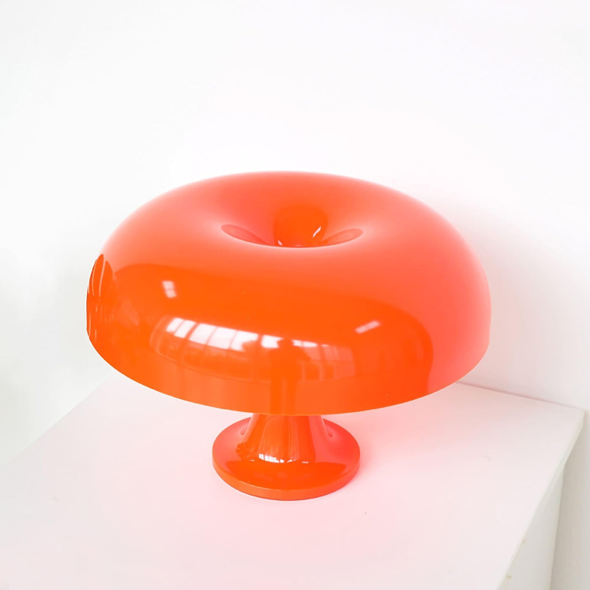 Mushroom Desk Lamp with Curved Metal Shade for Bedroom Nightstand Office Reading Study Ambient Lighting E14 Socket 40W Max 12.6 in Tall Mode
