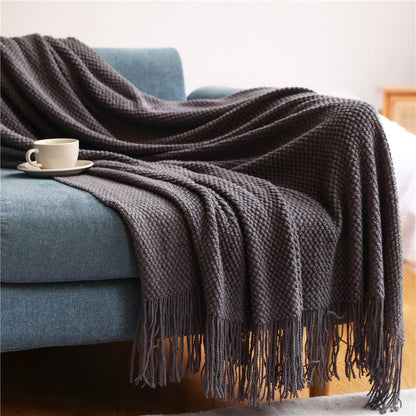 Nordic Collection | Knitted Blanket with Luxurious Softness | Versatile Throw for All Seasons