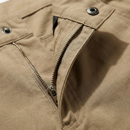 Men's Capri-Length Hiking Shorts with Multiple Cargo Pockets for Trail & Outdoor Adventures