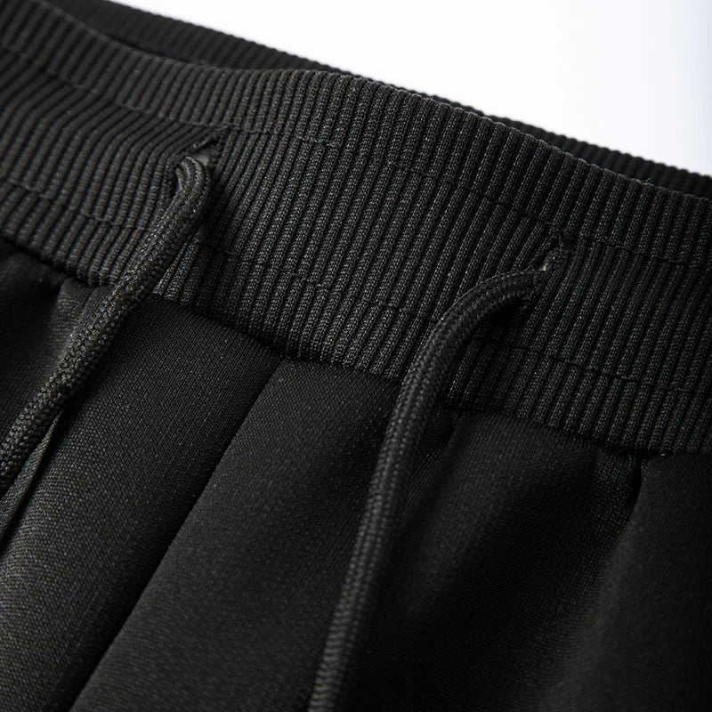 Thermal Fleece-Lined Joggers with Zippered Pockets – Winter Sweatpants for Men