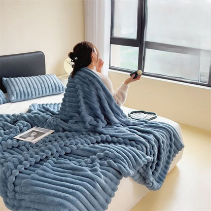 CLOUDHARE – Plush Blanket Set for Luxurious Cozy Living
