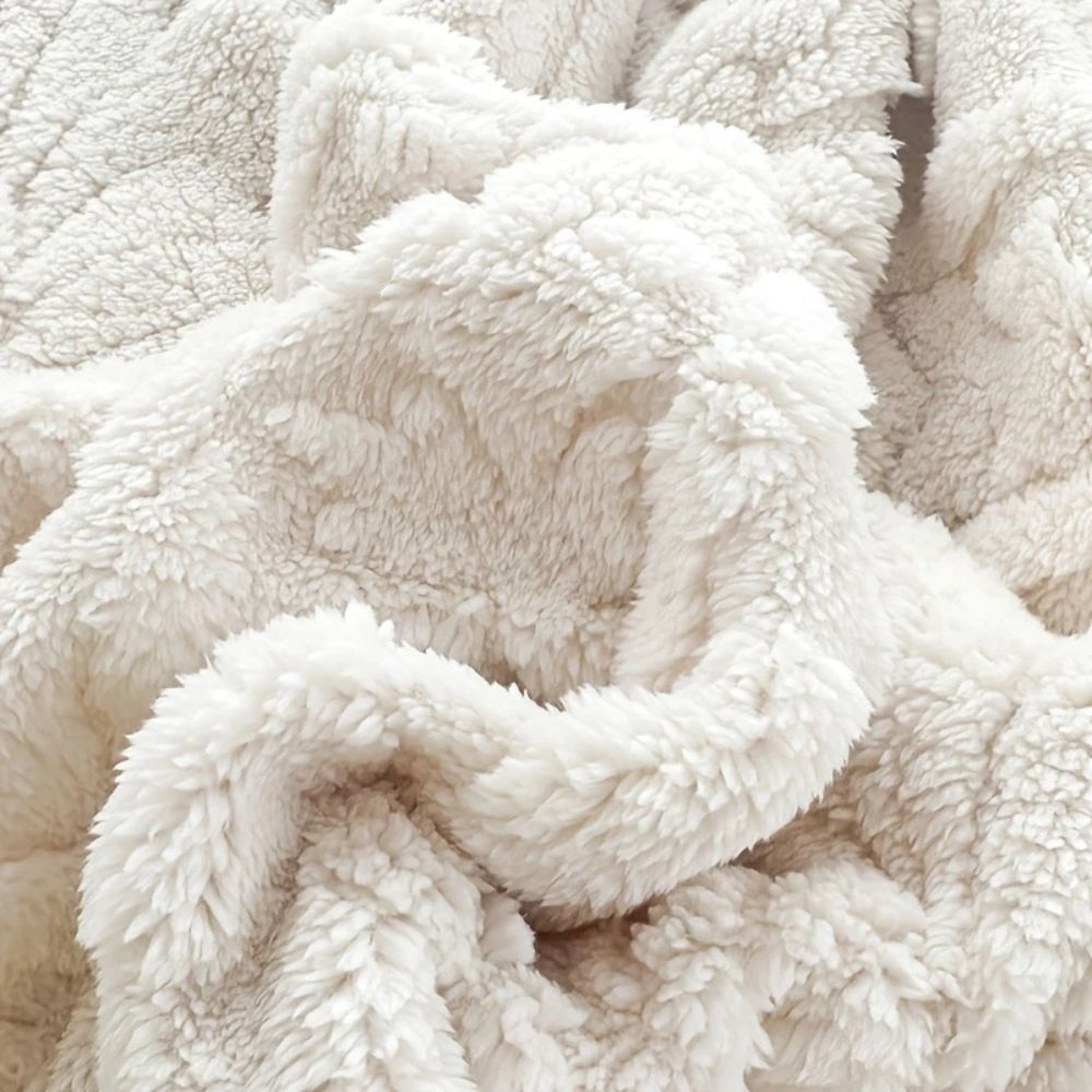 Perrin Fleece Blanket - Microfiber Softness, French-Inspired Design