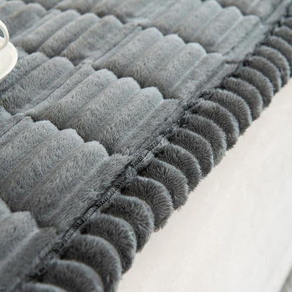 Protège-coussin de canapé en microfibre matelassée avec envers antidérapant – Housse de meuble en flanelle douce pour canapé de salon et canapé d'angle