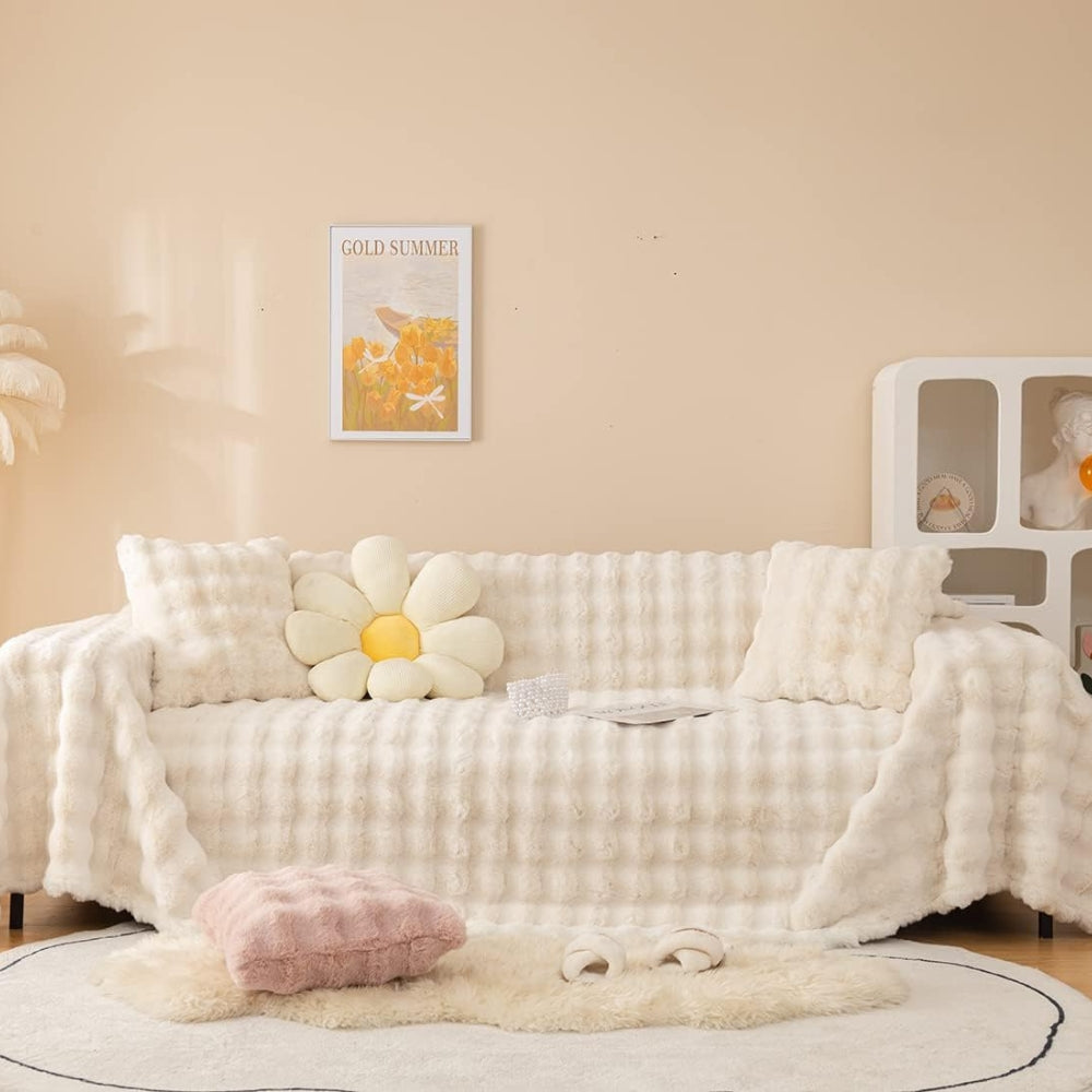 Ravine Faux Fur Blanket - Soft Touch, Modern Design
