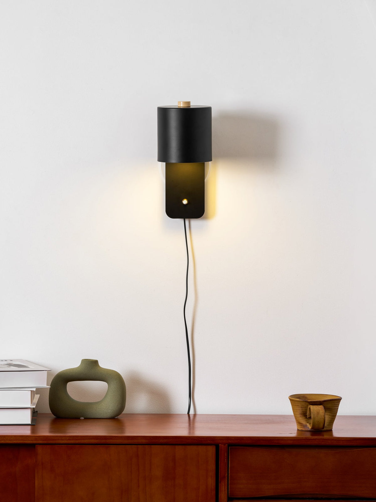 Adjustable Metal Wall Sconce with 350° Swivel Head for Bedroom Reading Nook Living Room Hallway Ambient Task Lighting E26 Socket 5 in Dia 12