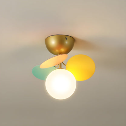 Plafonnier multi-globes avec abat-jours sphériques pastel – Luminaire LED coloré et moderne pour chambre d'enfant, salle de jeux et espace contemporain