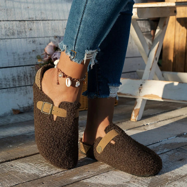 SNUGFLEECE – Sheepskin Wool Slippers Cozy Winter Comfort