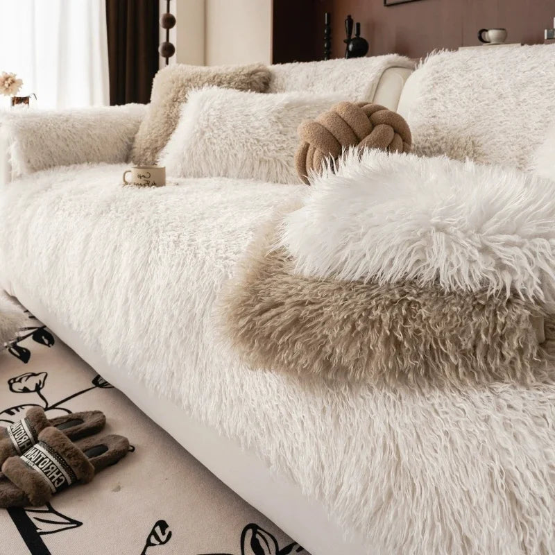 WoolHaven – Luxurious Faux Lambswool Sofa Cover