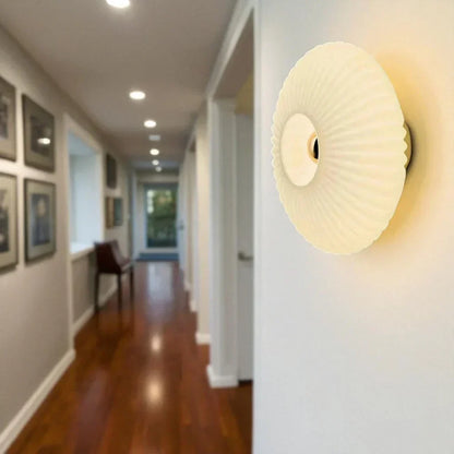 Textured Glass Sconce Fixture Warm Glow Indoor Accent Light Shell Shape for Entryway Bedroom Hallway Contemporary Boho Art Deco Style