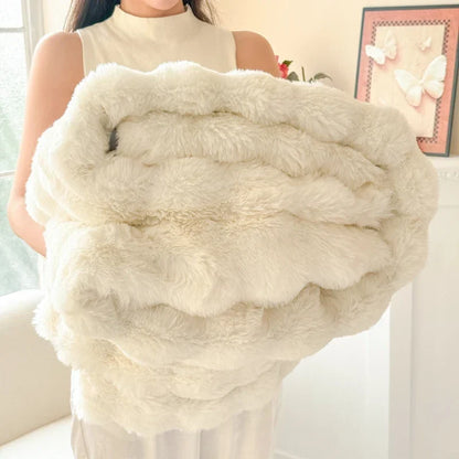 Double-Layer Plush Throw Blanket – Ultra-Soft Faux Rabbit Fur – Versatile for Couch, Bed, Picnic & Office