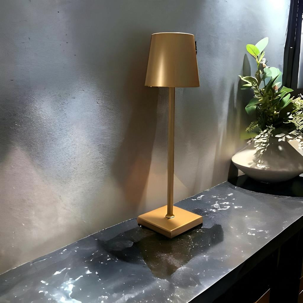 Lampe de bureau LED portable et lumineuse