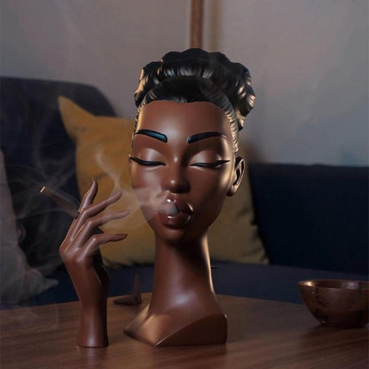 Scentra | Sculpture d'encensoir tête de femme noire au design élégant | Décoration intérieure unique pour la relaxation