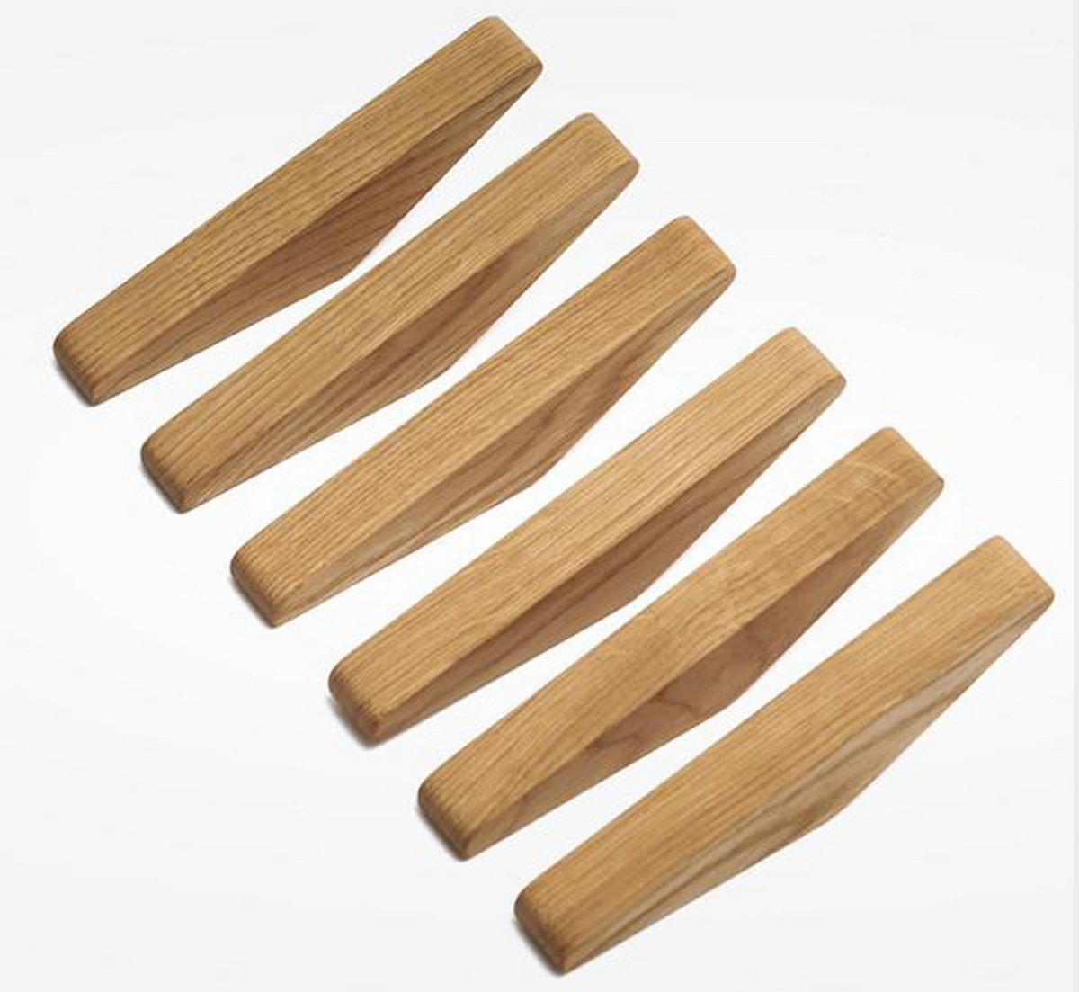 Natural Wood Wall Hooks Set of 2 – 5.3 in Peg Hangers for Coat Towel Bag Storage in Entryway Bedroom Bathroom