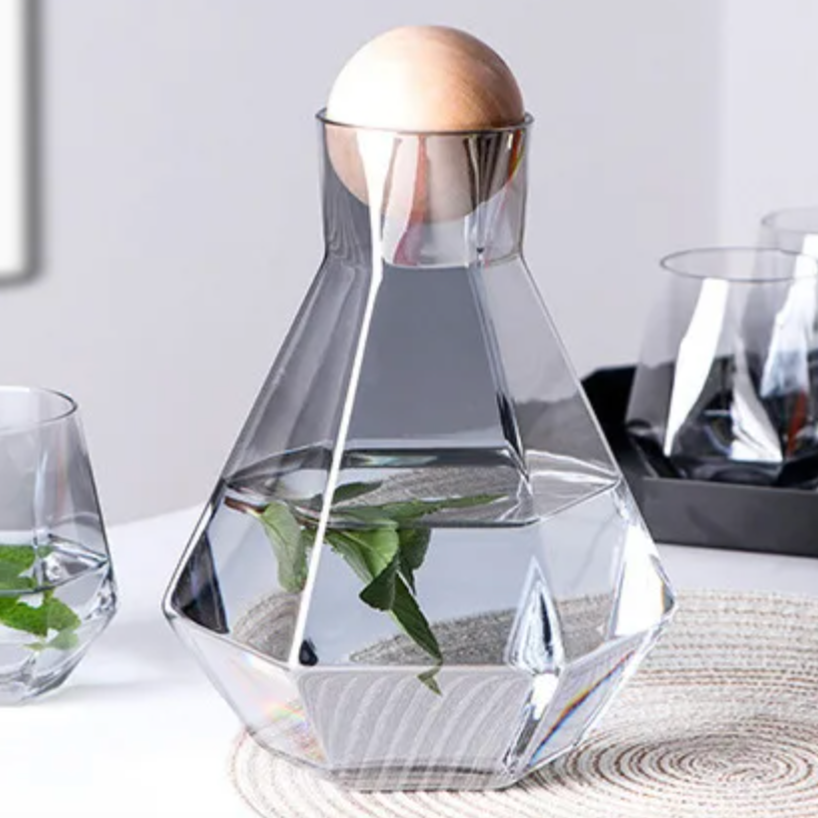 Geometric Glass Pitcher and Tumbler Set for Cocktails, Water & Juice – 5-Piece Beverage Serving Collection with Wooden Stopper
